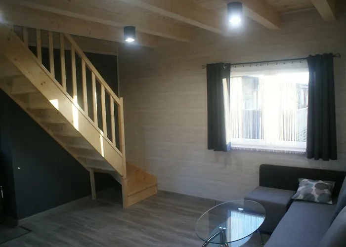 Agrodomki Okej-bialy Dom Gardna Wielka