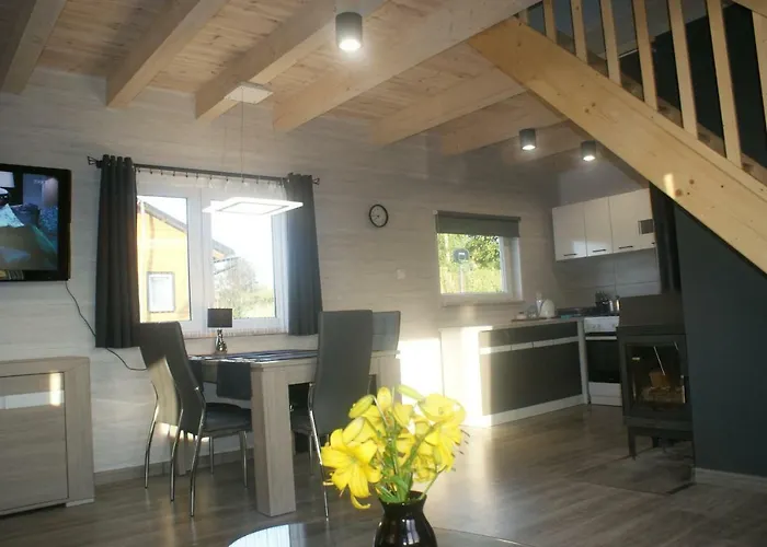 Dom wakacyjny Agrodomki Okej-biały Dom