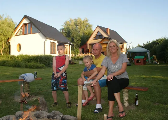 Agrodomki Okej-bialy Dom بيت للعطل